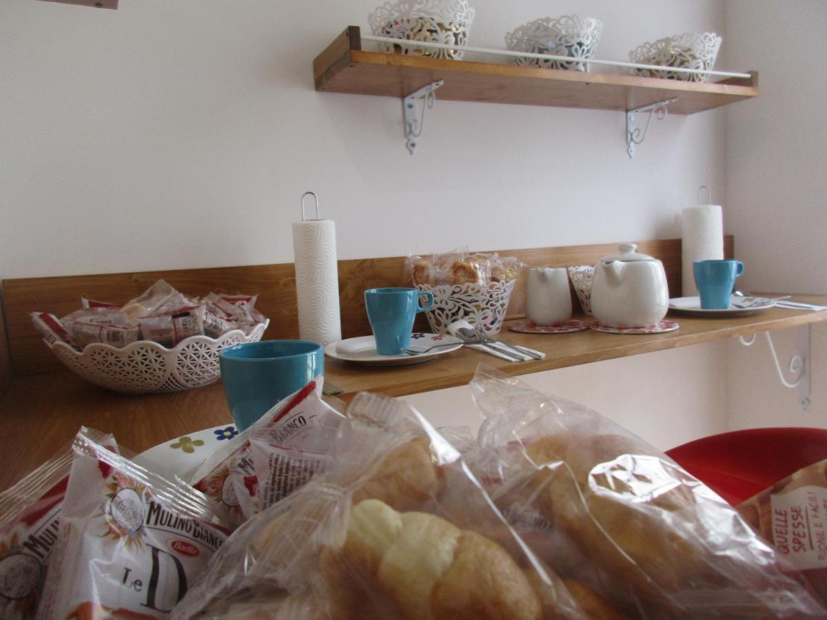 Il Borghetto Bed & Breakfast เนเปิลส์ ภายนอก รูปภาพ