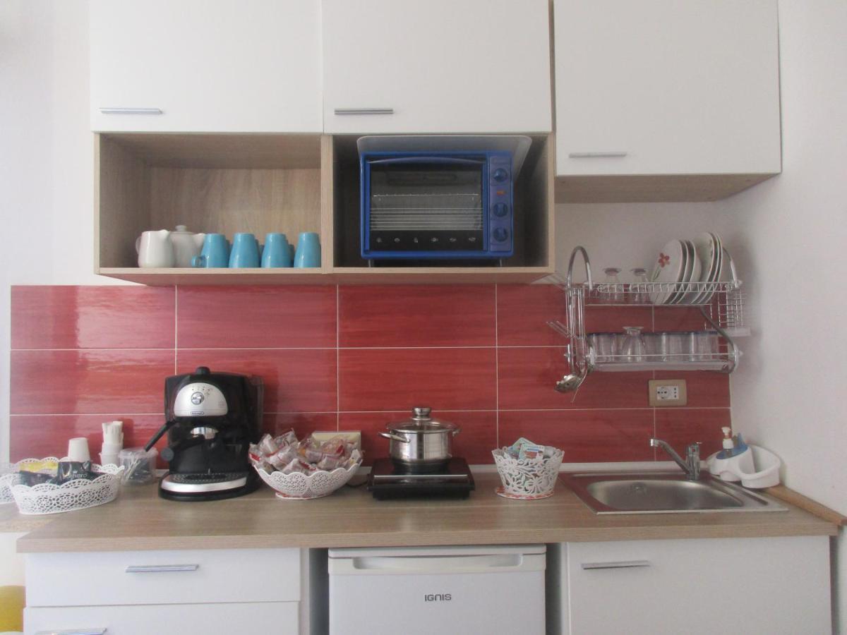 Il Borghetto Bed & Breakfast เนเปิลส์ ภายนอก รูปภาพ