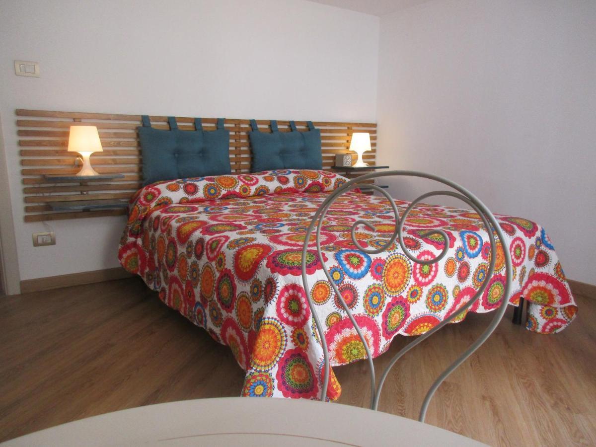 Il Borghetto Bed & Breakfast เนเปิลส์ ภายนอก รูปภาพ