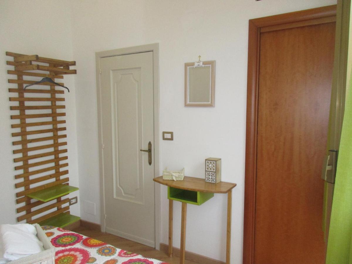 Il Borghetto Bed & Breakfast เนเปิลส์ ภายนอก รูปภาพ
